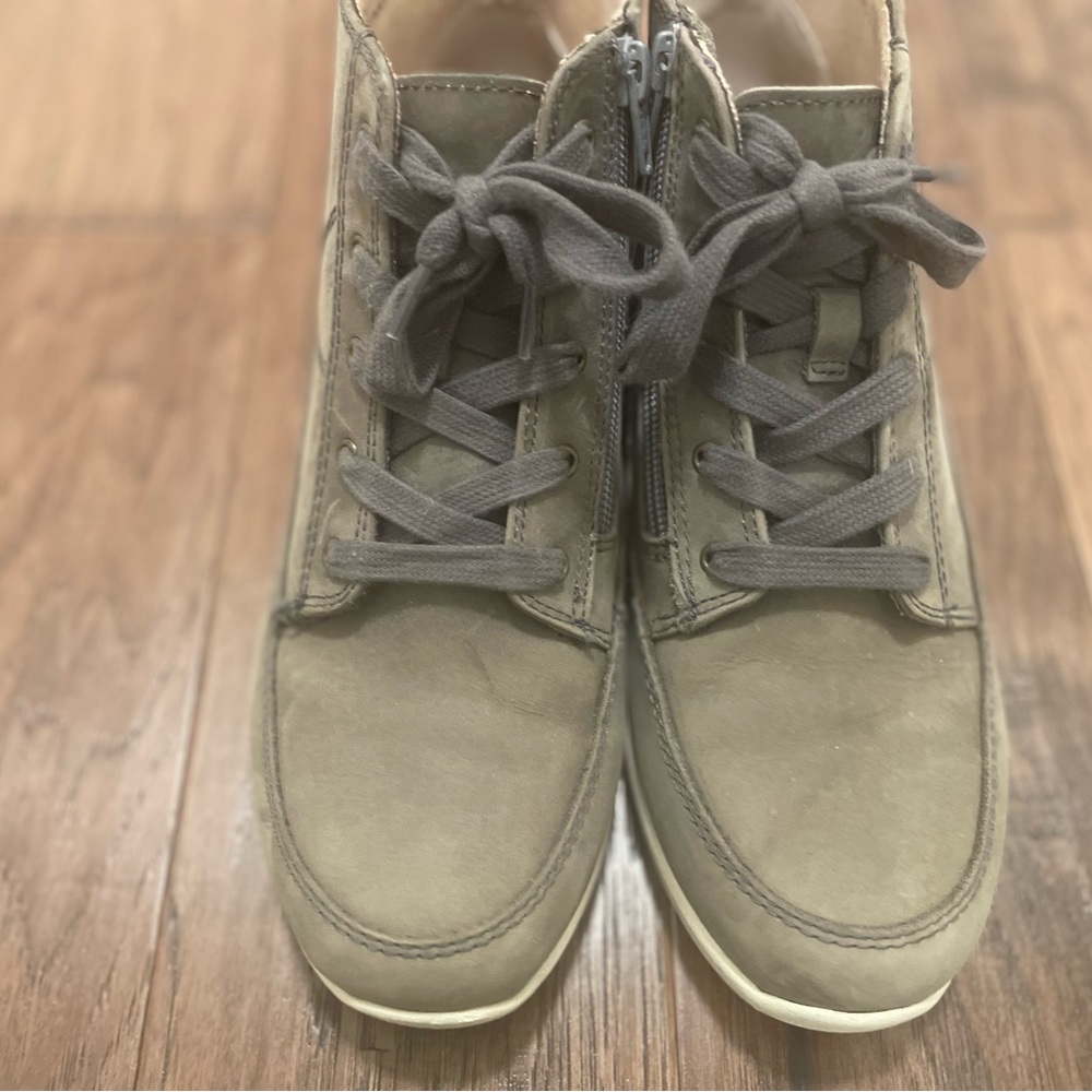 Vionic Shawna Slate Grey size 8.5